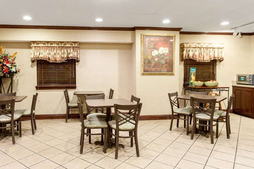 Quality Inn McComb Restaurant foto